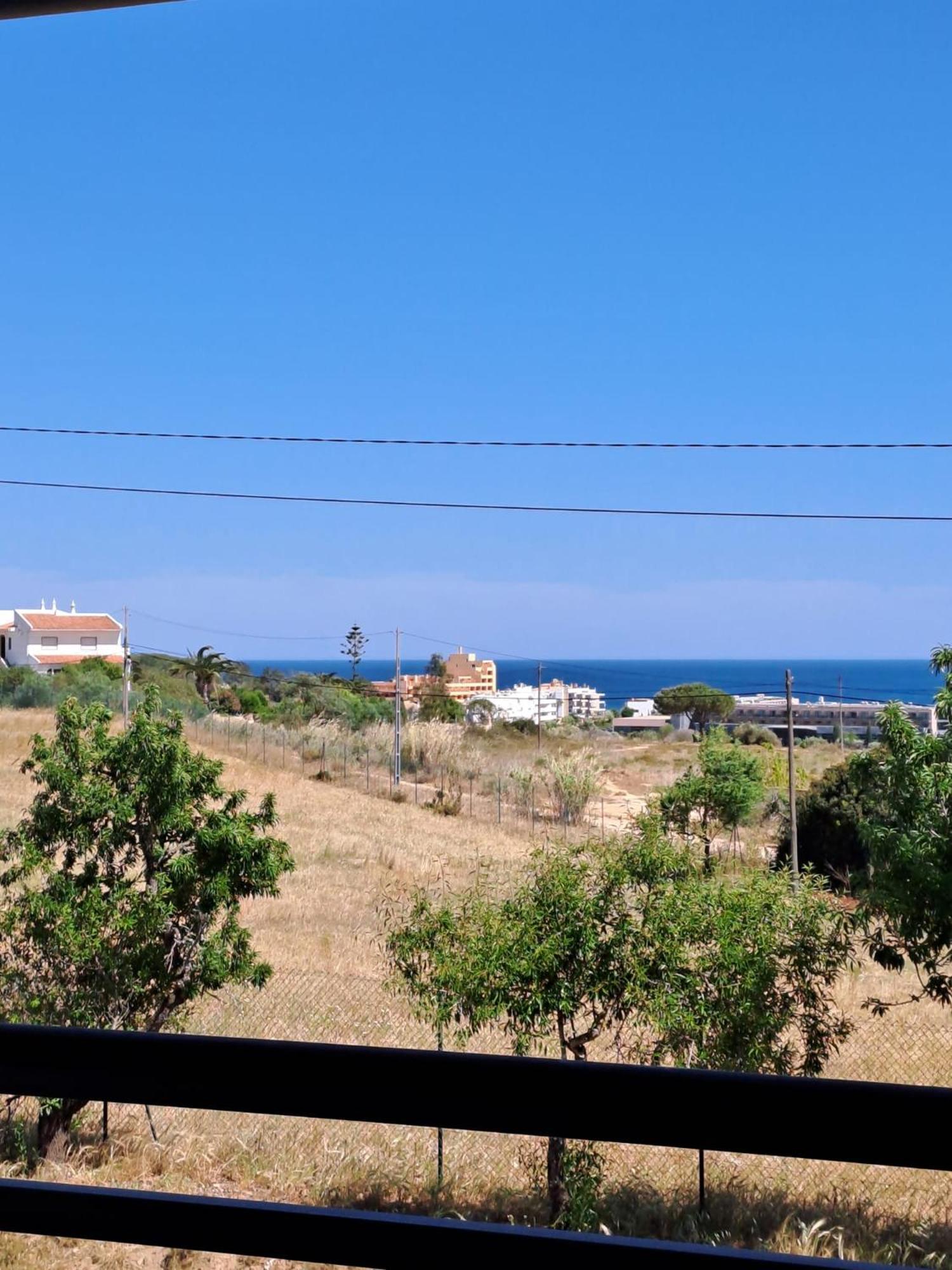 Sea View Apartment Near Meia Praia Beach In Lagos! Rum bild